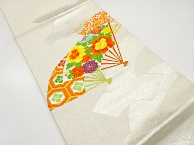 扇面に古典柄・花模様織り出し開き名古屋帯(額縁仕立て)